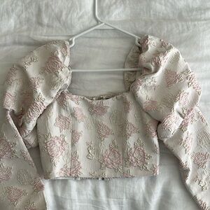 Forever 21 Puff sleeve crop